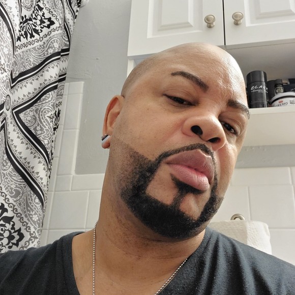 Meet your Posher, Sheldon - Picture 1 of 1